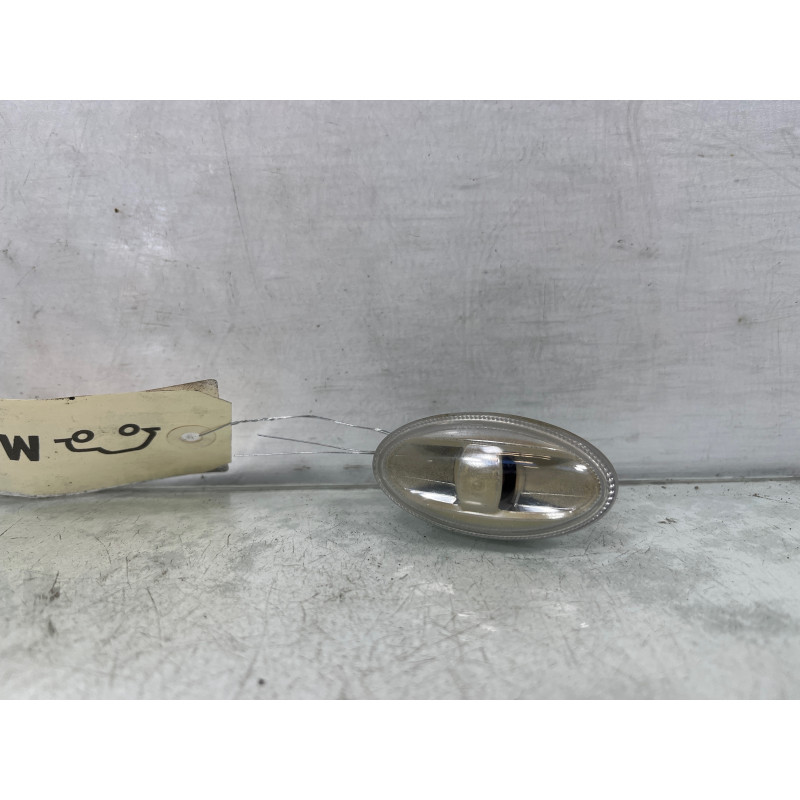 Repetiteur clignotant avant droit  (Feux) CITROEN XSARA PICASSO Photo n°1