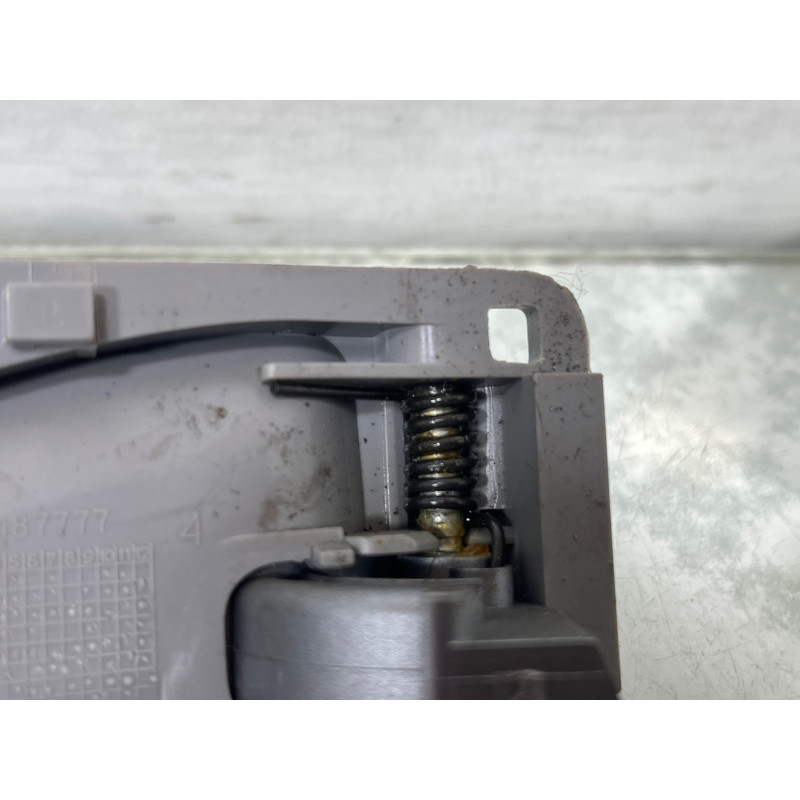 Poignee interieur avant gauche CITROEN XSARA PICASSO Photo n°3