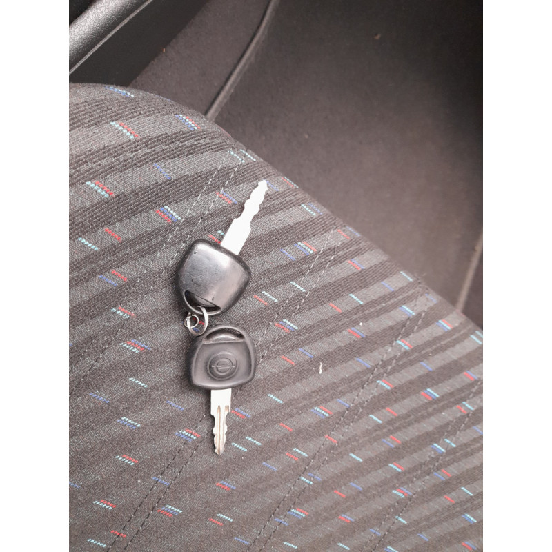Pare choc avant OPEL ASTRA F Photo n°17