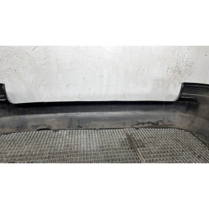 Pare choc arriere HYUNDAI TRAJET Photo n°6