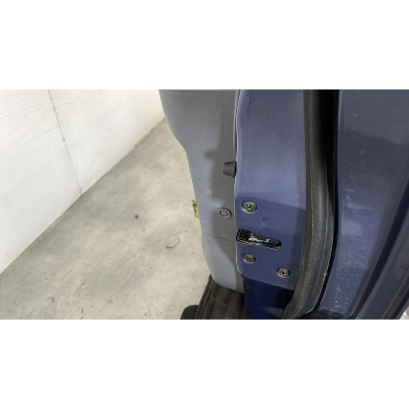 Porte avant droit HYUNDAI TRAJET Photo n°4