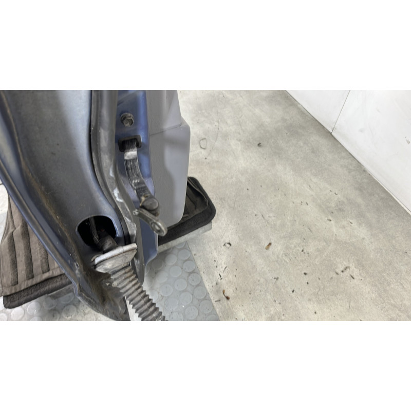Porte avant droit HYUNDAI TRAJET Photo n°6