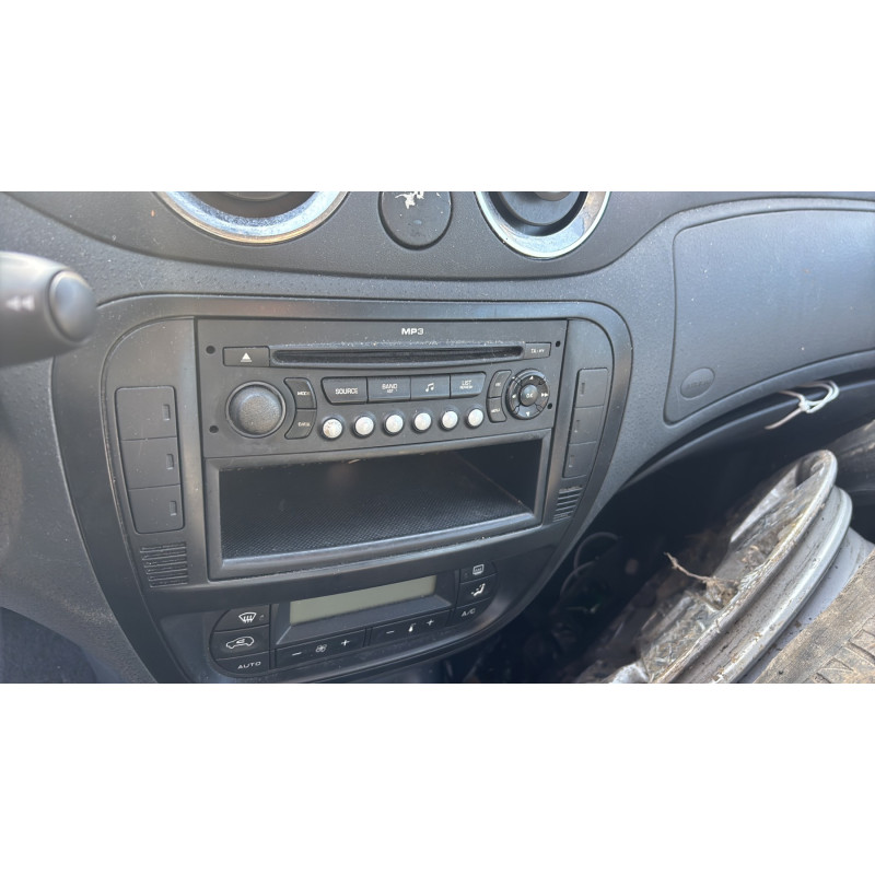 Custode avant droit (porte) CITROEN C3 1 Photo n°19