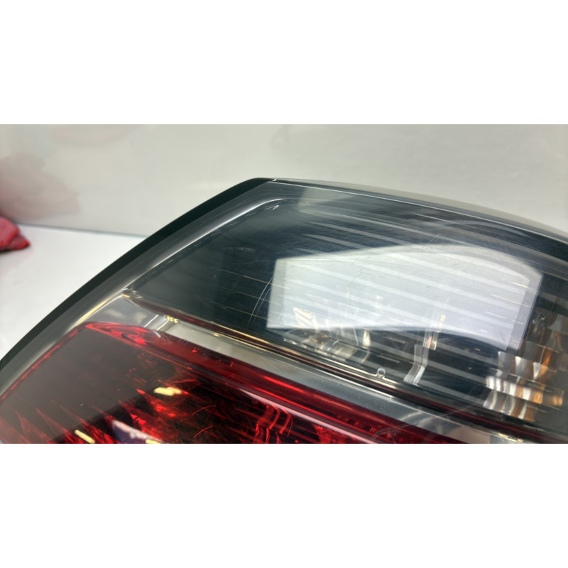 Feu arriere principal droit (feux) OPEL ASTRA H Photo n°5