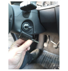 Custode avant gauche OPEL MERIVA A
