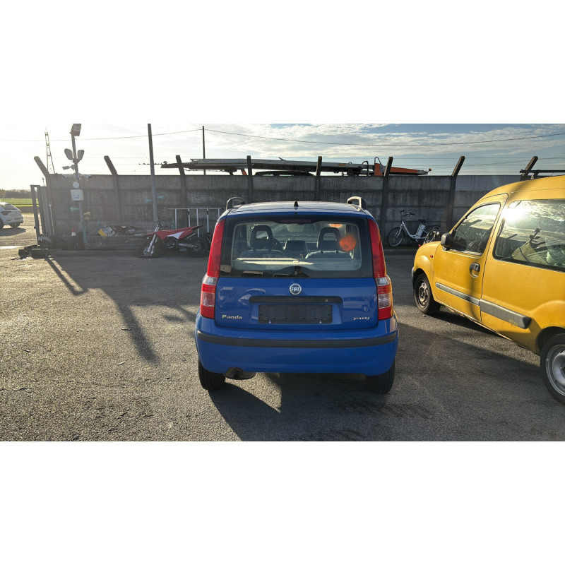 Face avant FIAT PANDA 2 Photo n°10
