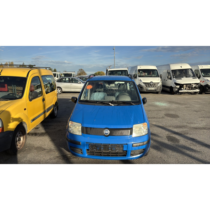 Face avant FIAT PANDA 2 Photo n°13