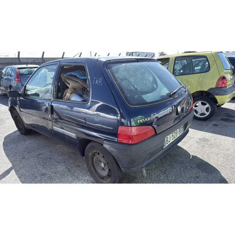 Aile avant droit PEUGEOT 106 Photo n°9
