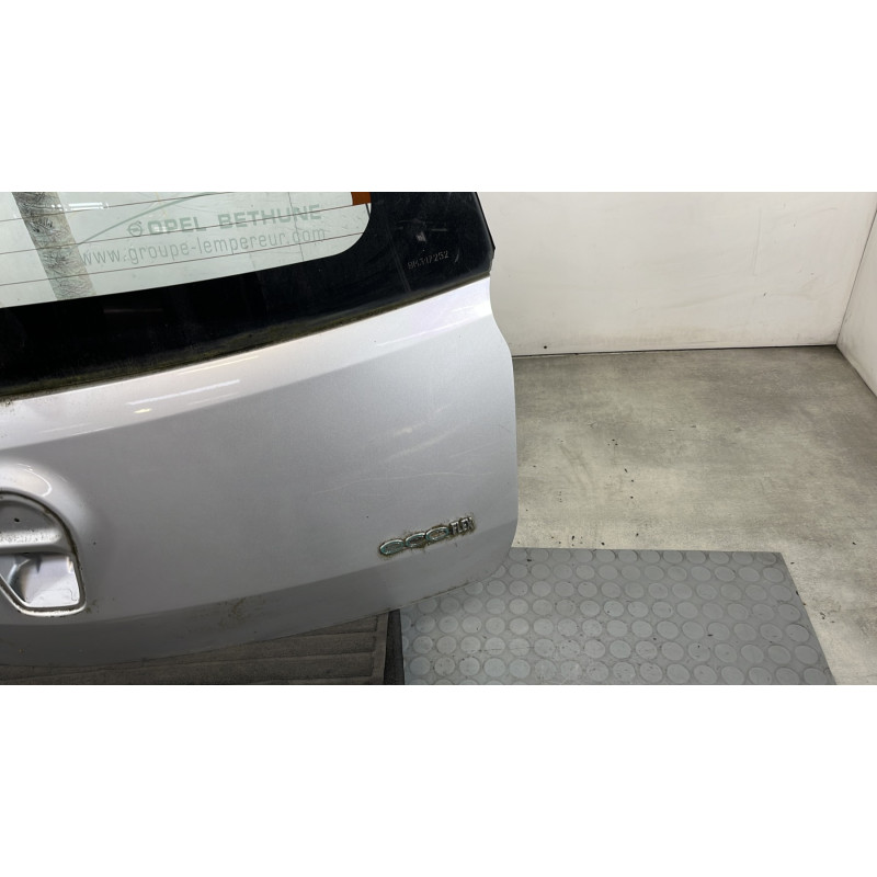 Malle/Hayon arriere OPEL AGILA B Photo n°5