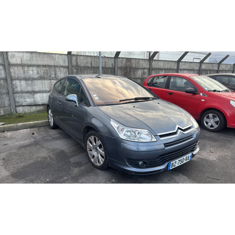 Pare choc arriere CITROEN C4 1 Photo n°8