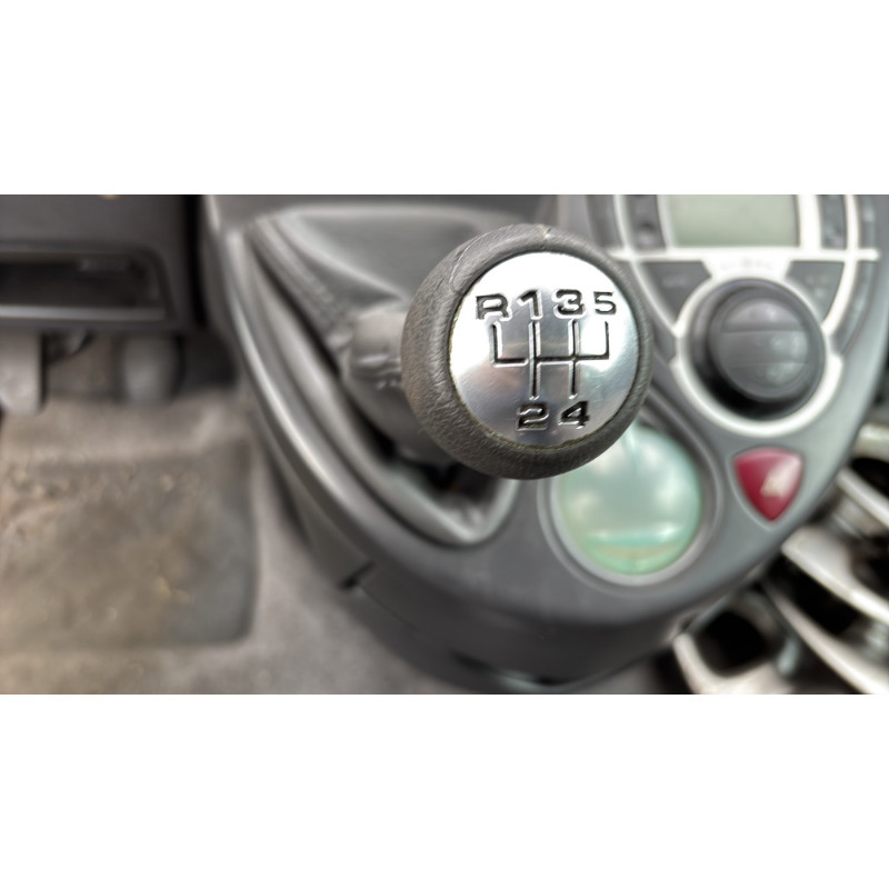 Treuil de roue de secours PEUGEOT 807 Photo n°9