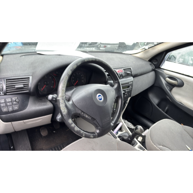 Pare choc arriere FIAT STILO Photo n°20