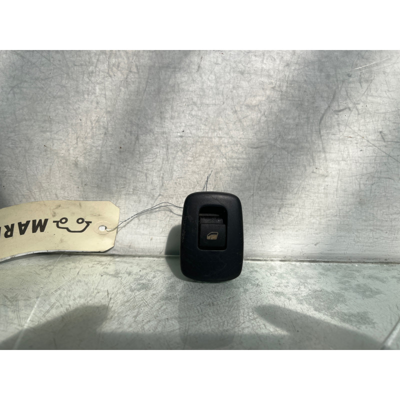 Interrupteur de leve vitre arriere droit PEUGEOT 207 Photo n°1