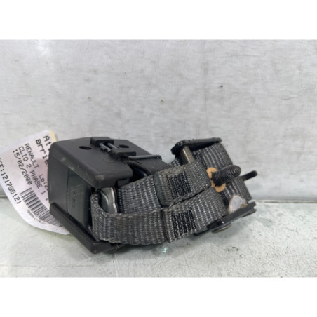 Attache ceinture arriere droit RENAULT CLIO 2