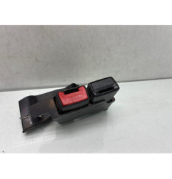 Attache ceinture arriere gauche RENAULT CLIO 3 Photo n°1