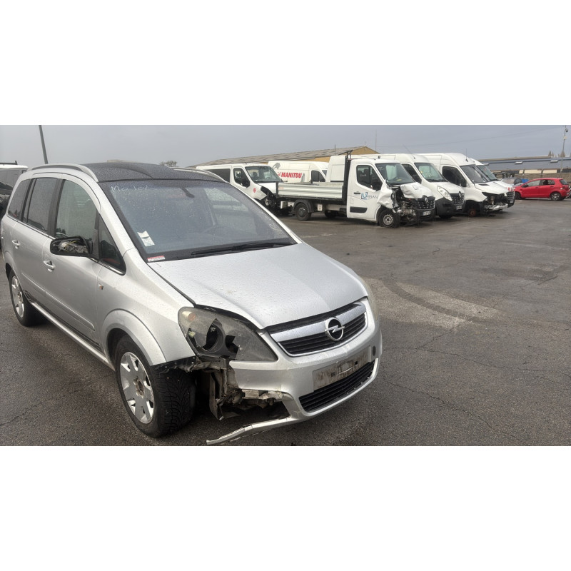 Pare choc arriere OPEL ZAFIRA B Photo n°11