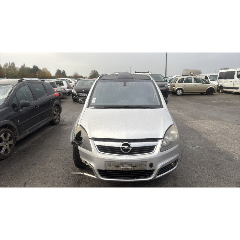 Pare choc arriere OPEL ZAFIRA B Photo n°12