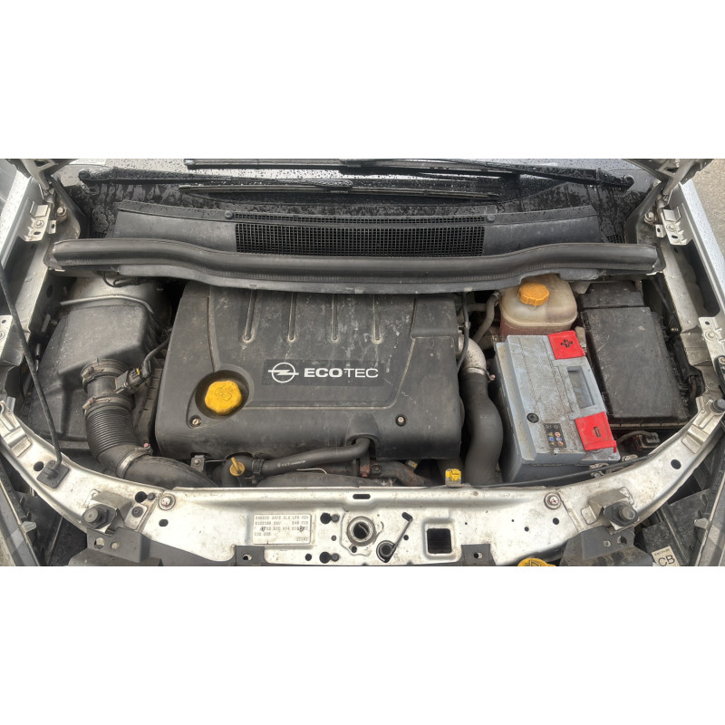 Pare choc arriere OPEL ZAFIRA B Photo n°15