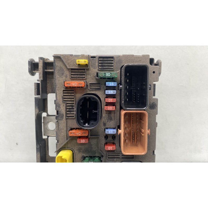 Boitier servitude moteur (BSM) PEUGEOT 307 Photo n°2