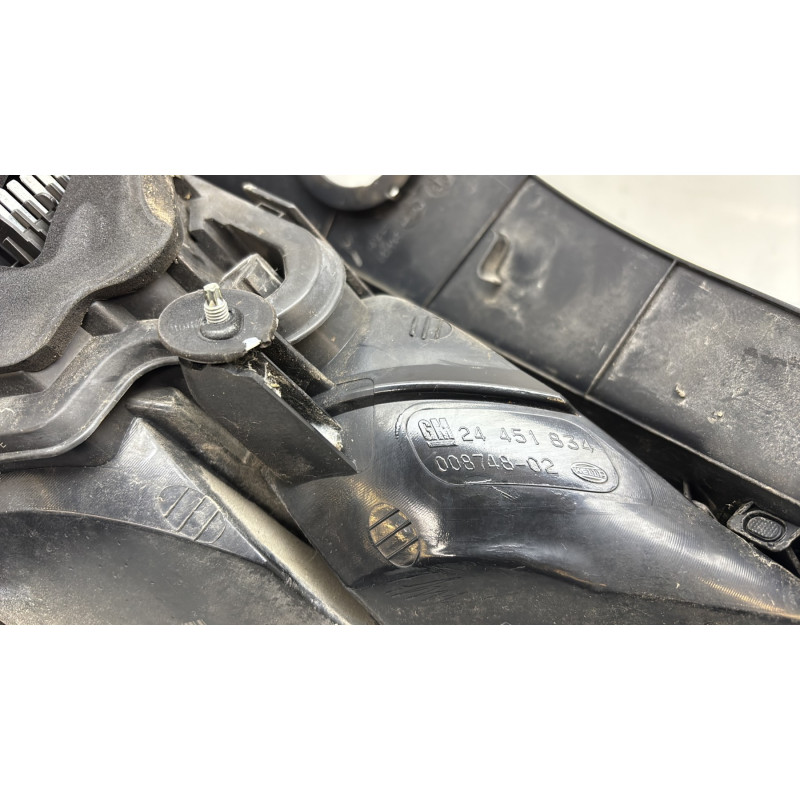 Feu arriere principal droit (feux) OPEL ASTRA H Photo n°6