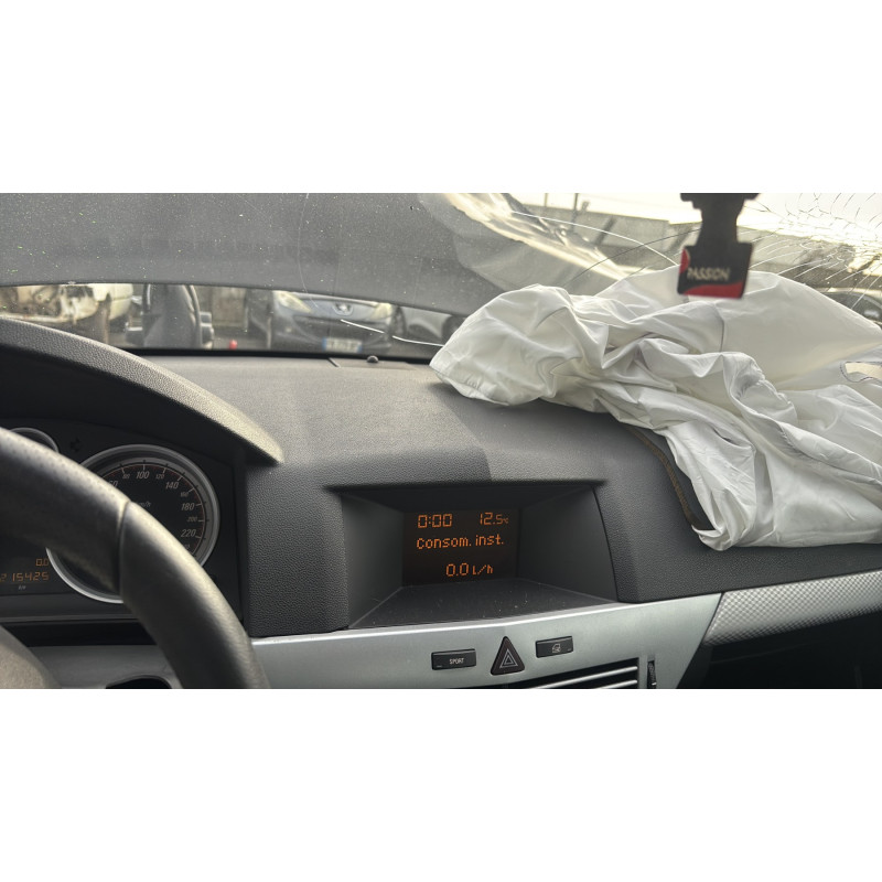 Feu arriere principal droit (feux) OPEL ASTRA H Photo n°8