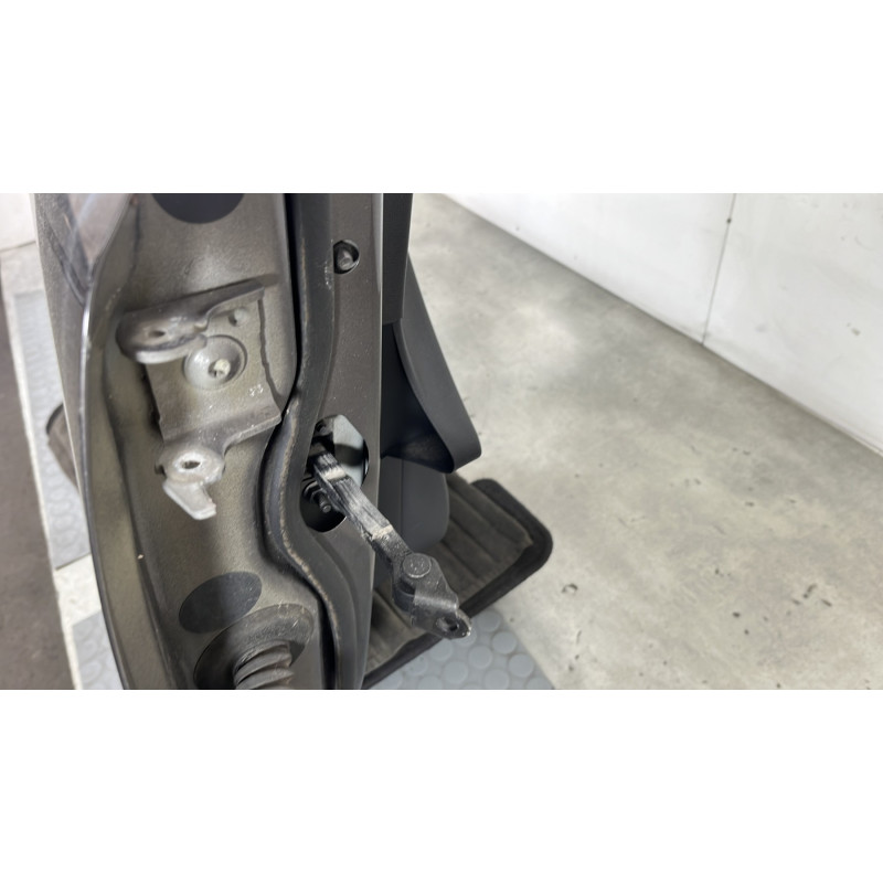 Porte avant droit PEUGEOT 308 2 SW Photo n°6