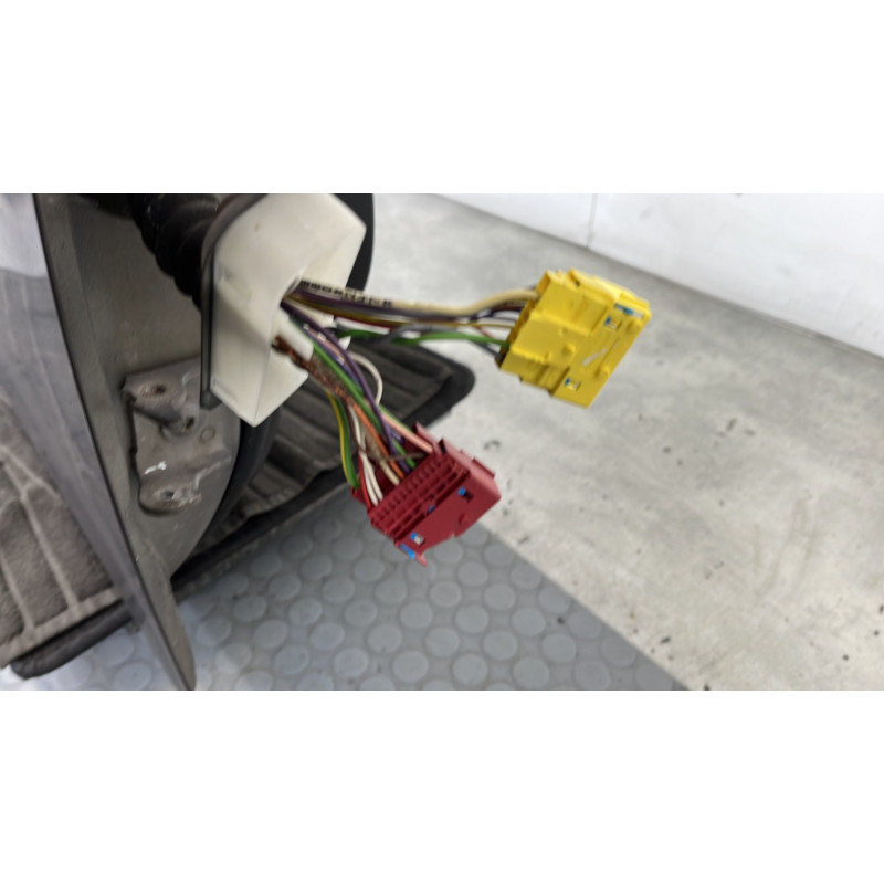 Porte avant droit PEUGEOT 308 2 SW Photo n°7
