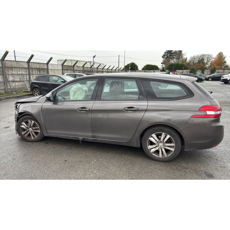Porte avant droit PEUGEOT 308 2 SW Photo n°15