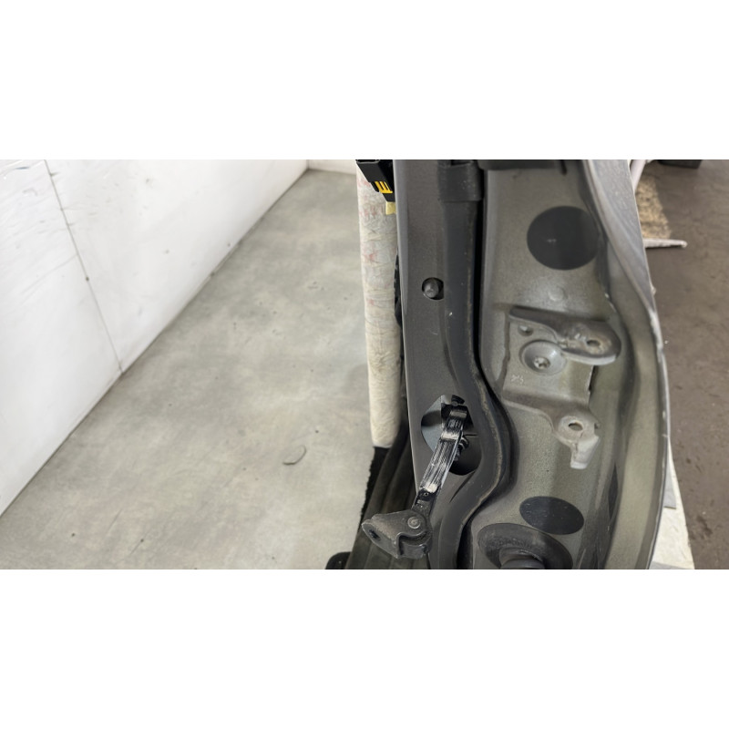 Porte avant gauche PEUGEOT 308 2 SW Photo n°4
