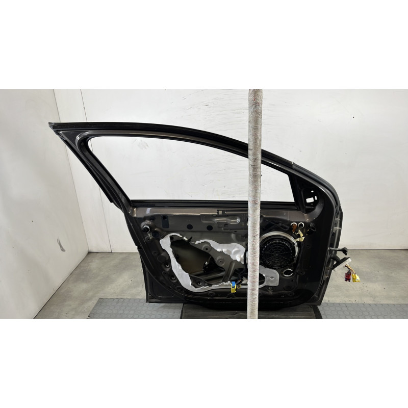 Porte avant gauche PEUGEOT 308 2 SW Photo n°6
