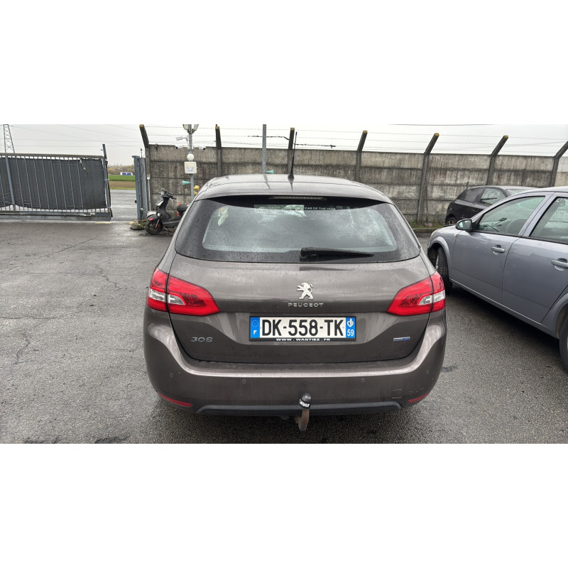 Porte avant gauche PEUGEOT 308 2 SW Photo n°11