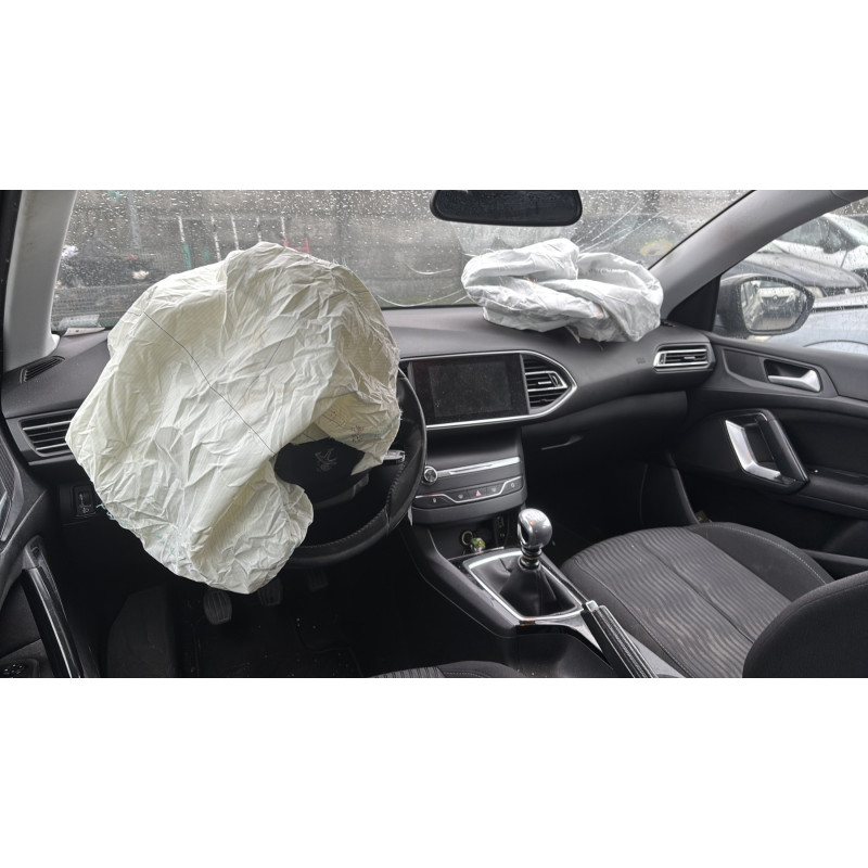 Porte avant gauche PEUGEOT 308 2 SW Photo n°20