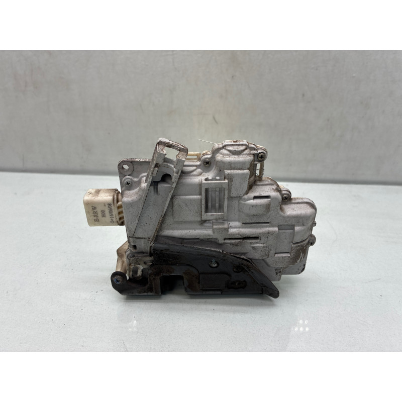 Serrure avant droit AUDI A3 2 Photo n°4