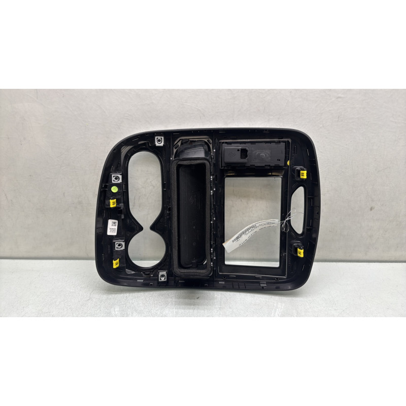 Facade autoradio RENAULT CLIO 4 Photo n°2