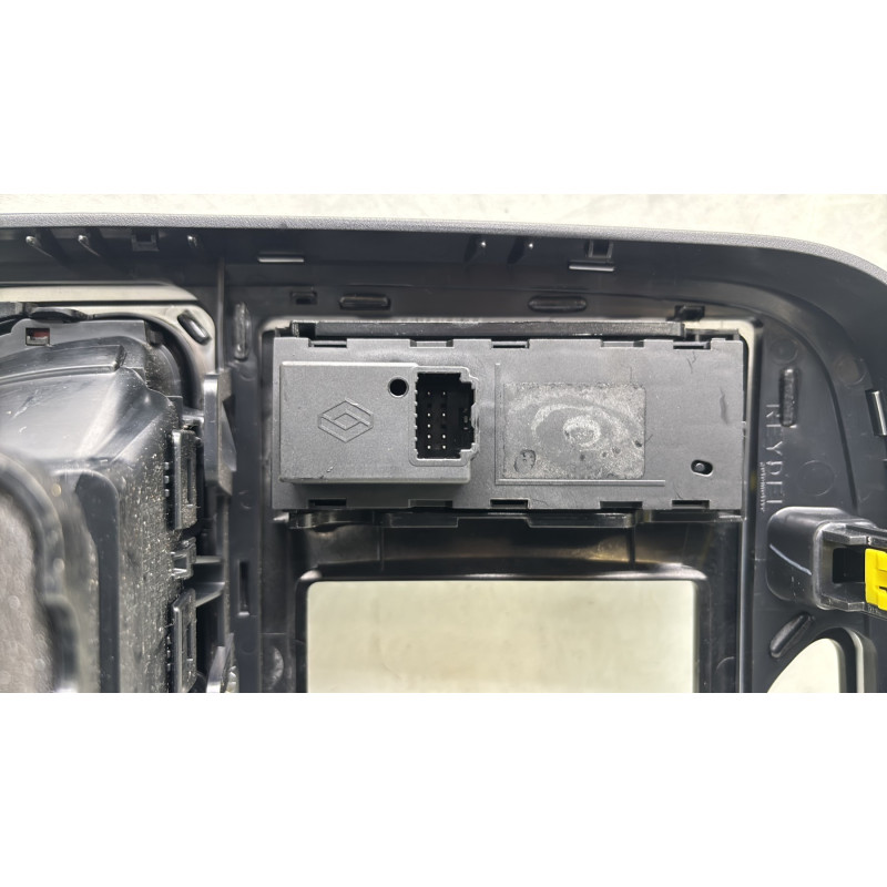 Facade autoradio RENAULT CLIO 4 Photo n°3