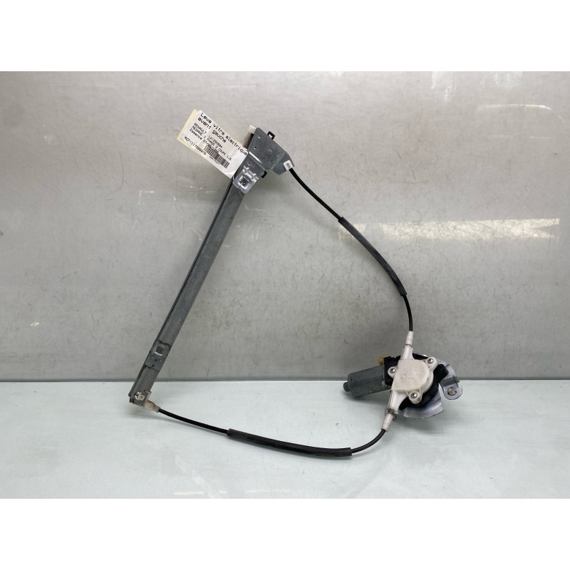 Leve vitre electrique avant gauche RENAULT MEGANE 1 Photo n°1