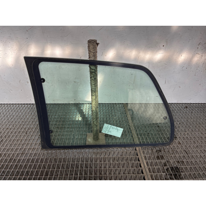Custode arriere droit PEUGEOT 106 Photo n°2