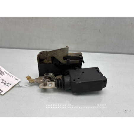 Serrure arriere gauche PEUGEOT 405