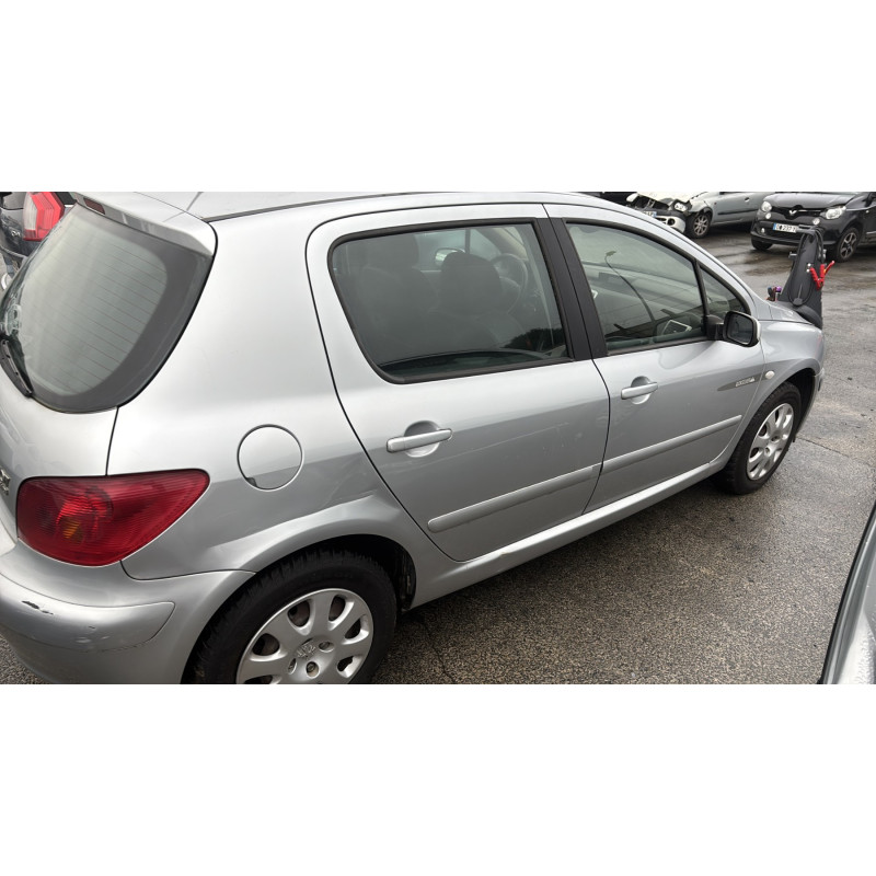 Boitier servitude moteur (BSM) PEUGEOT 307 Photo n°11