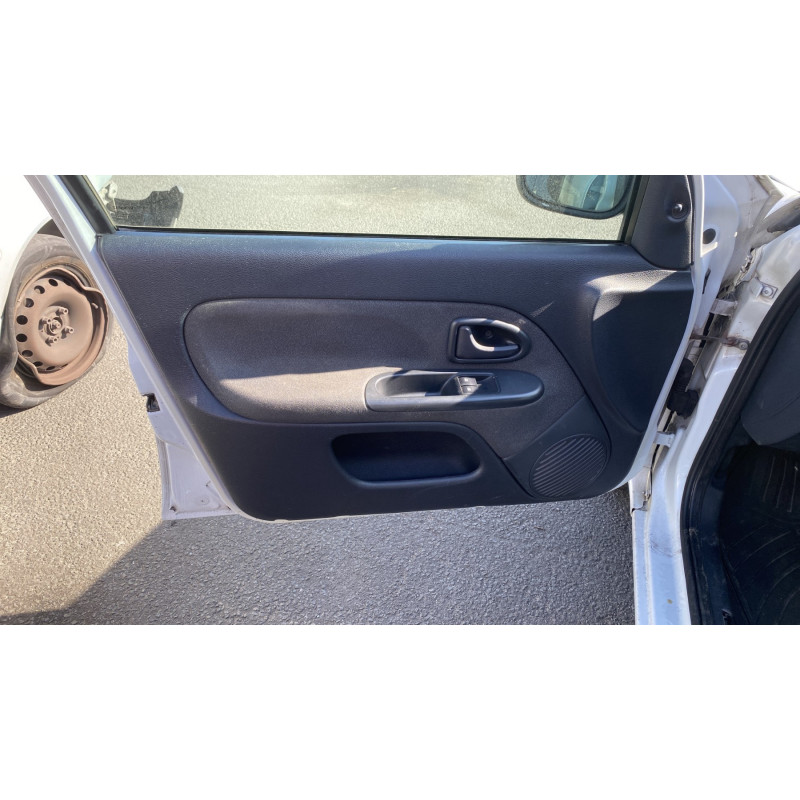 Porte avant gauche RENAULT CLIO 2 Photo n°16