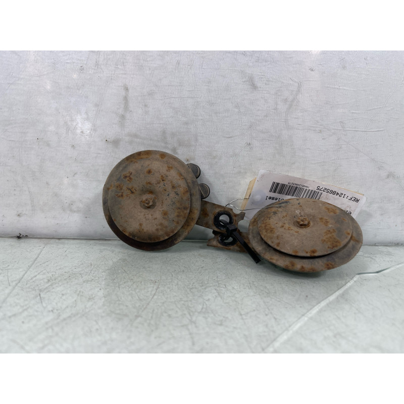 Avertisseur/Klaxon MITSUBISHI PAJERO 2 Photo n°3