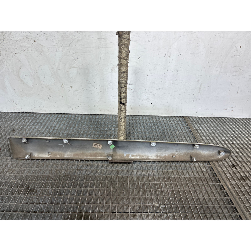 Baguette de porte arriere droite CITROEN XSARA PICASSO Photo n°4