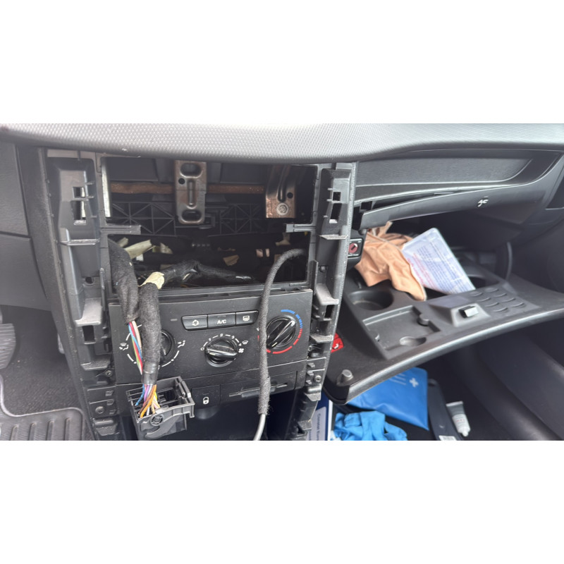 Boitier servitude moteur (BSM) PEUGEOT 207 Photo n°15