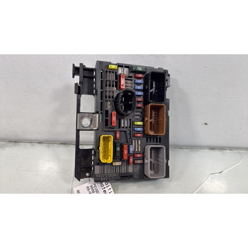Boitier servitude moteur (BSM) PEUGEOT 3008 1 Photo n°1