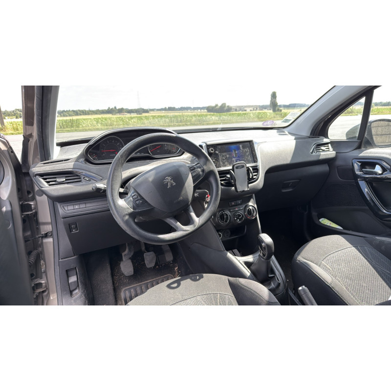 Porte avant droit PEUGEOT 208 1 Photo n°17