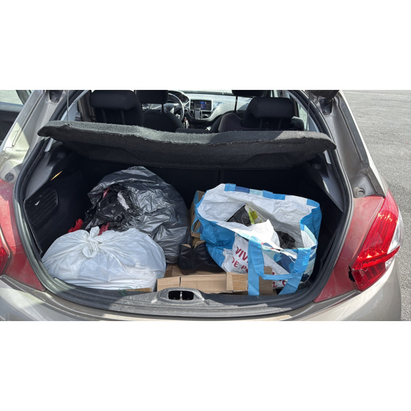 Porte avant droit PEUGEOT 208 1 Photo n°19