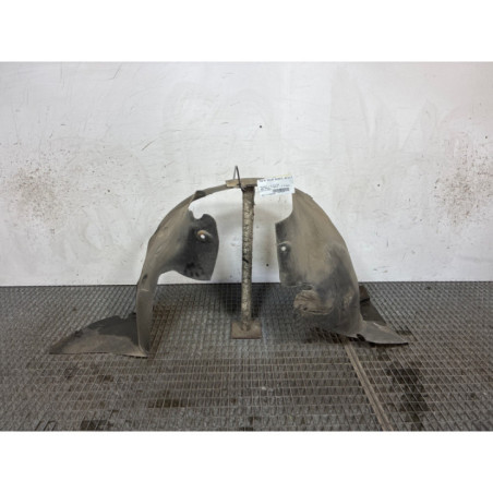 Pare boue avant droit PEUGEOT 206 Photo n°1