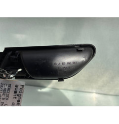 Poignee interieur avant droit MERCEDES CLASSE B 245