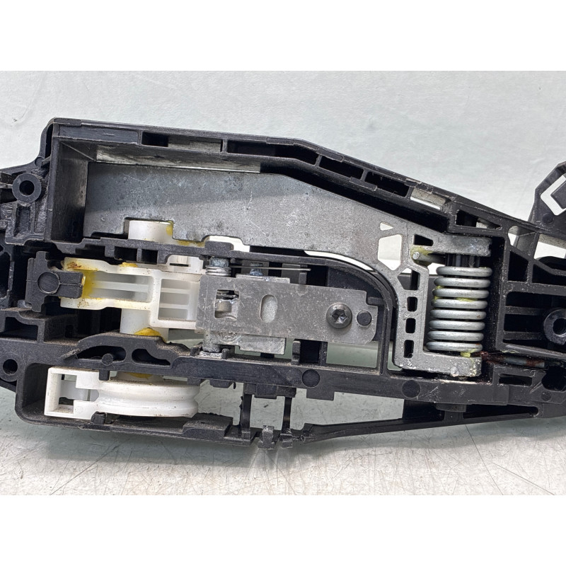 Poignee porte arriere gauche CITROEN C4 2 Photo n°4