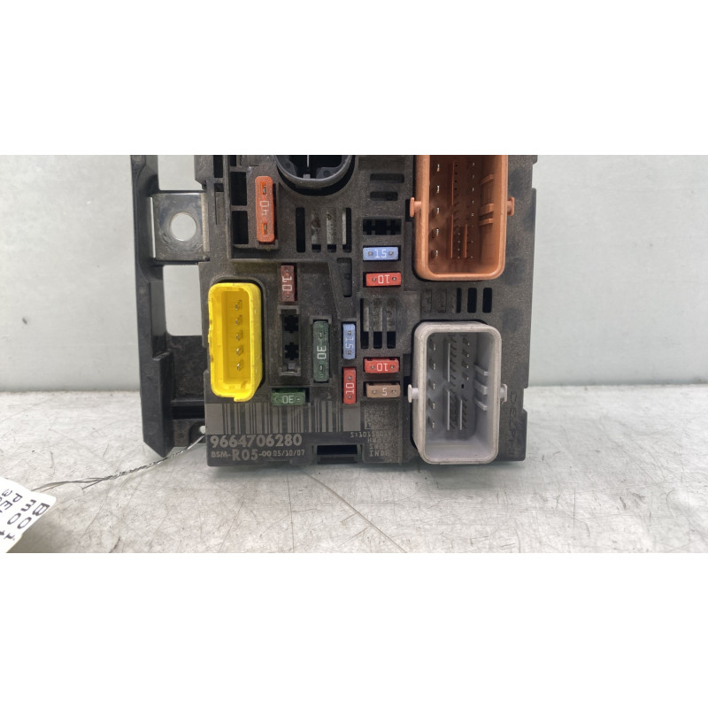 Boitier servitude moteur (BSM) PEUGEOT 308 1 Photo n°3